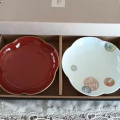 休日SALE⚠️深川製磁　寿赤絵　梅型　睦皿揃　新品⚠️お箱は若干キズ汚れありで