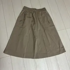 New Balance ベージュ ロングスカート