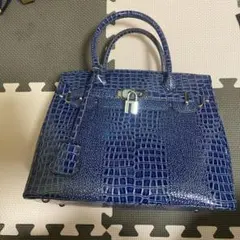 クロコダイル型押しバッグ