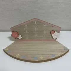 【新品】木製雛台花紋⭐︎ひな祭り　ひな壇　木製インテリア　オブジェ飾り　飾り台