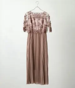 kanaパーティードレス　刺繍入り　ピンクドレス