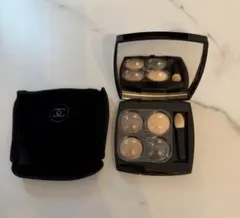 CHANEL レキャトルオンブル 266 ティセエサンシエル　アイシャドウ