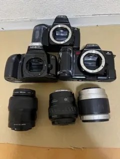 ソニーα 100＋MINOLTA ＋80-200 f2.8G その他レンズ多数 ソニーα 100＋MINOLTA ＋80-200 f2.8G その他レンズ多数 - メルカリ