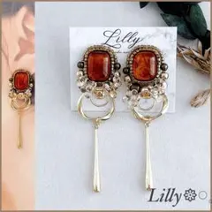 746 大ぶり/アンティーク/ゴールド/ビーズ刺繍//ロングピアス/ハンドメイド