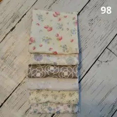 98.【6重ガーゼ】ハーフサイズ　ガーゼハンカチ　6枚セット　北欧・大人柄