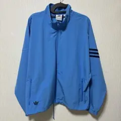 adidas トラックジャケット ライトブルー 訳あり　一回着用　左胸にシミ