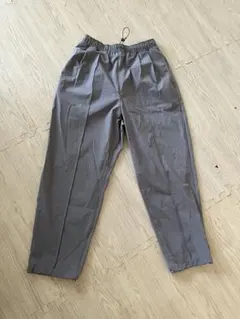 ジョガーパンツ　ファミマ