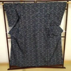 ダークブルー 小紋柄 着物