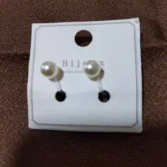 Bijoux パール調 イヤリングのサムネイル