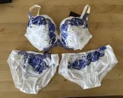 2026年最新】サルートi75の人気アイテム - メルカリ