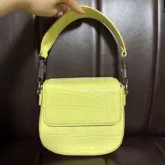 イエロー バッグのサムネイル