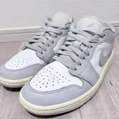 NIKE AIR JORDAN 1 LOW スニーカー グレー　24.5cm