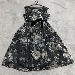 最終値下げ。エムズグレイシー　花柄ワンピース　ブラック エムズグレイシー ウエストリボン 花柄 ロングワンピース