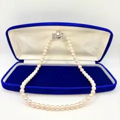 極美品　アコヤ真珠ネックレス　花形留め具　シルバー刻印　テリ抜群