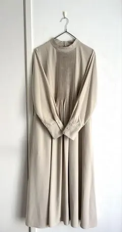 新品　アーバンリサーチ　ロッソ　グレー　ベージュ ハイネック　長袖ワンピース