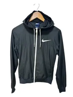 NIKE ナイキ シンプル 黒 ナイロンジャケット ウィンドブレーカー Mサイズ