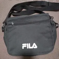 FILA ブラック ショルダーバッグ