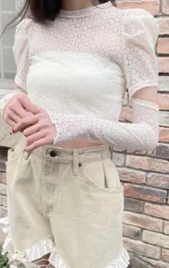 lilLilly カットアウトレーストップスのサムネイル