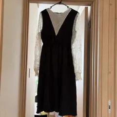 黒のVネック長袖レースワンピース 2XL