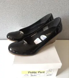 新品 Petite Perle（プチペルル）ウェッジパンプス黒25cmのサムネイル