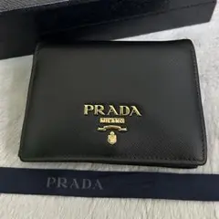 PRADA プラダ　折り財布　マルチカラー　ゴールドロゴ　サフィアーノレザー