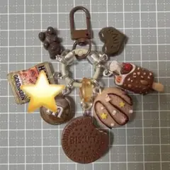 じゃらじゃらキーホルダー　大きめビスケット　ブラウン系