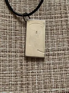 HERMES エルメス シンボル ネックレストップ スマイル 片側のみ 