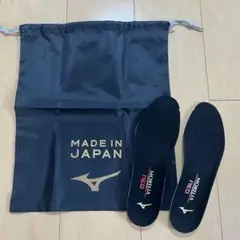 モレリアネオ4インソール25センチ　シューズケース