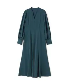 【ナチュラルビューティーベーシック】ニュアンスVネックワンピース