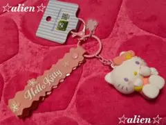 〒【キティちゃん☆シリコン3Dキーホルダー♪】シリコンラバー　サンリオ　花耳