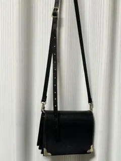 Item thumbnail for item c2a72fad-e5aa-4d57-853c-dfc8c62e2841