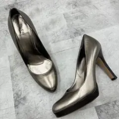 GUCCI グッチ　メタリックレザー　プラットフォーム　パンプス　24cm