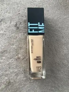 メイベリン　フィットミーリキッドファンデーションR112