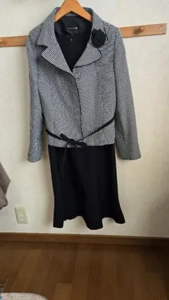 ジャケットとドレスのセット ブラック×ホワイトチェック