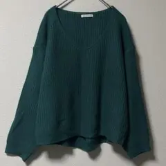 JULIA BOUTIQUE Vネックニット グリーン ドロップショルダー 短丈