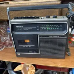 SONY CF-1600 カセットプレーヤー SONY CF-1600 カセットプレーヤー SONY CF-1600 Radio Cassette