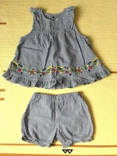 bebe セットアップ　夏　ストライプ　刺繍　花柄　ワンピース　かぼちゃパンツのサムネイル