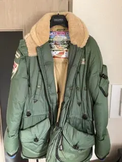 キムタク　私物　DSQUARED2 ダウンコート　カーキ 44のサムネイル