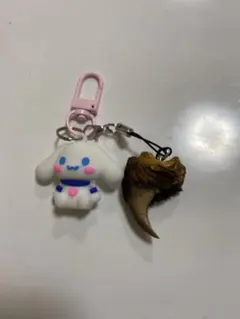 栃木レザーと熊爪のキーホルダー鱒デザイン 栃木レザーと熊爪のキーホルダー鱒デザイン 2025年最新】熊の爪