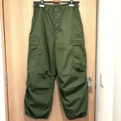 GUスーパーワイドカーゴパンツ　M