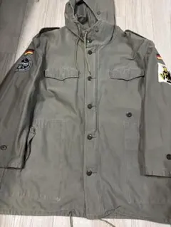 Item thumbnail for item 9c60ccd5-25f8-4da5-a2d4-0712c19cfb18