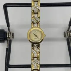 Bulova ゴールドカラー レディース時計のサムネイル