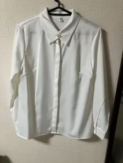 シンプル 長袖シャツ ホワイトのサムネイル