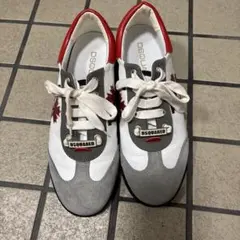 DSQUARED2 メープルリーフ スニーカー40のサムネイル