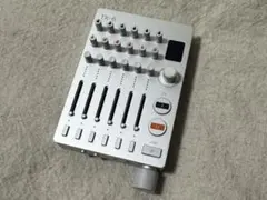 Item thumbnail for item ed3c29d9-9bfc-40d1-9d43-e00dec4397f1