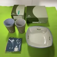 たち吉　まとめ売り　陶製ペアコップ（布コースター付き）・角盛鉢のサムネイル