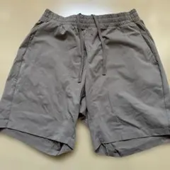 ハーフパンツ　UNIQLO