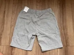Nike グレー ショートパンツ Mサイズ