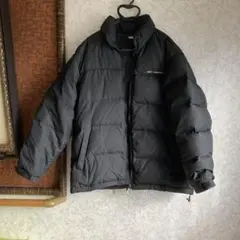Reebok 黒 メンズ　ダウンジャケット