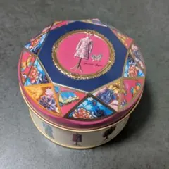 森英恵展 オリジナル缶 蝶チャーム付き